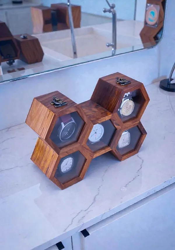 Wooden_Watch_Storage_Box
