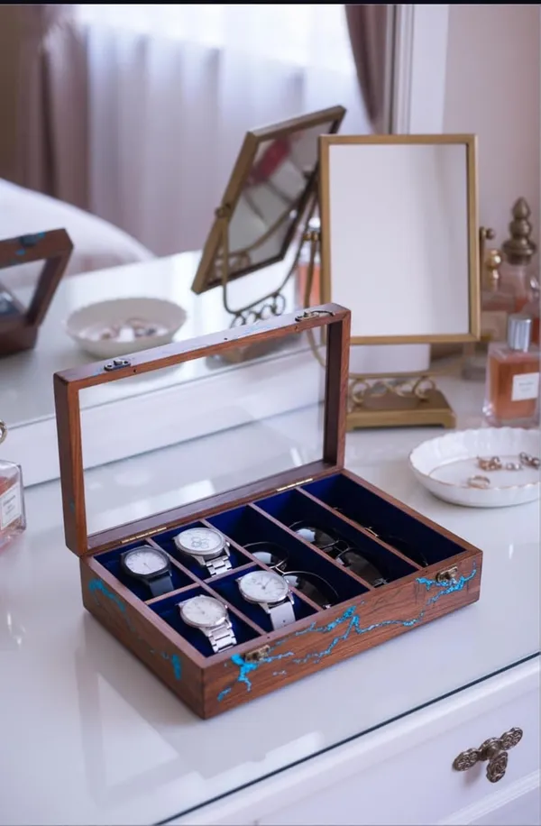Watch_And_Sunglasses_Organizer_Box
