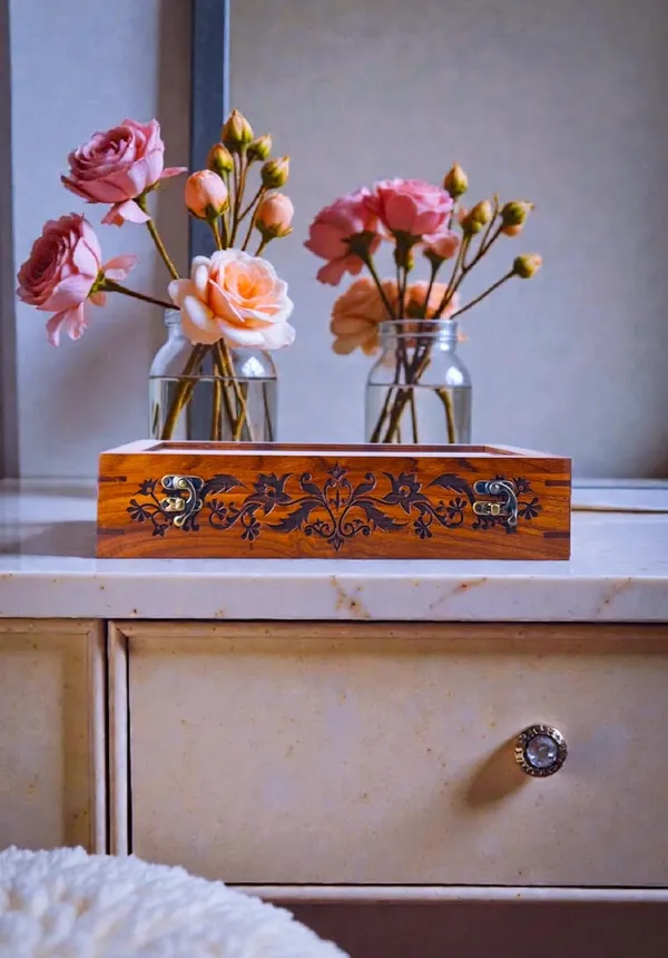 Wooden_Sunglass_Storage_Box