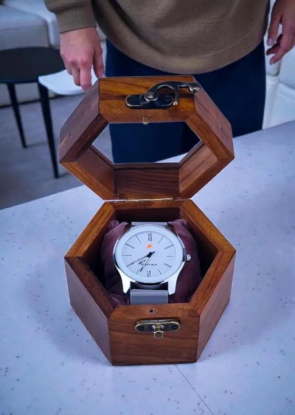 Wooden_Watch_Box