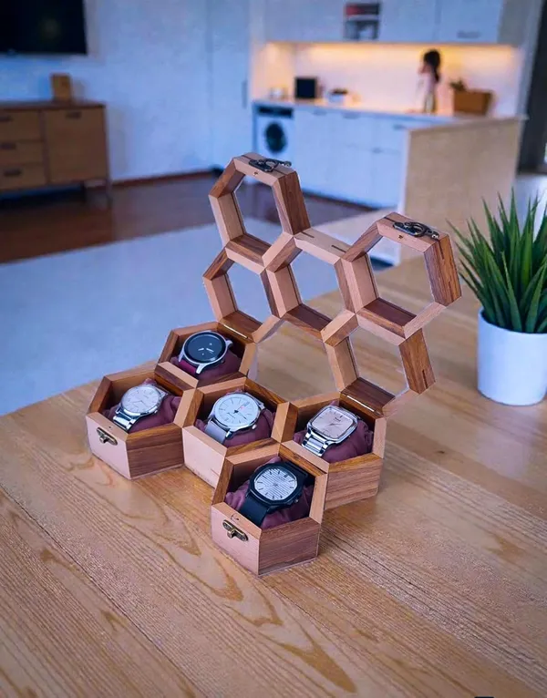 Wooden_Hexagonal_Watch_Storage_Box
