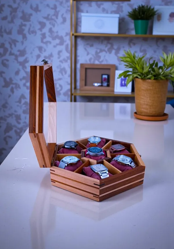 Wooden_Watch_Box_Organizer_With_Glass_Lid