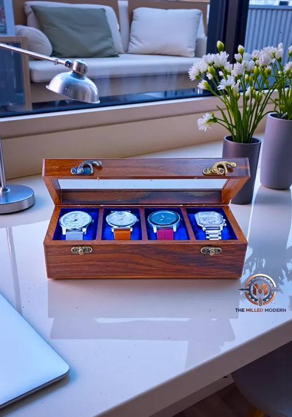 Wooden_Watch_Box_With_Glass_Lid