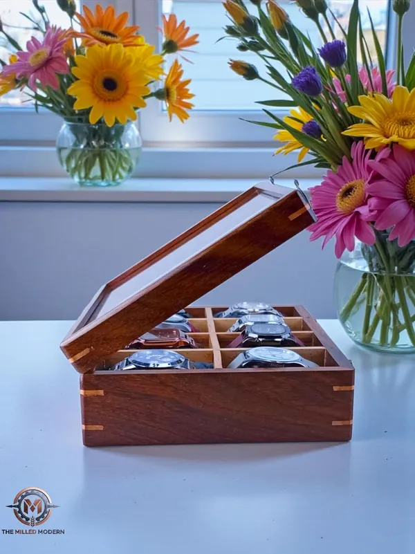 Wooden_Watch_Box_With_Glass_Lid