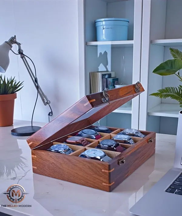 Wooden_Watch_Box_With_Glass_Lid