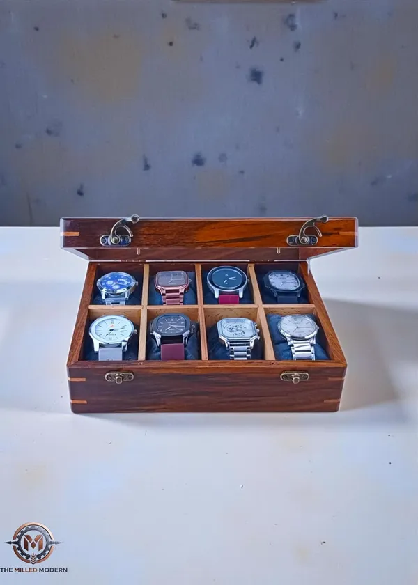 Wooden_Watch_Box_With_Glass_Lid