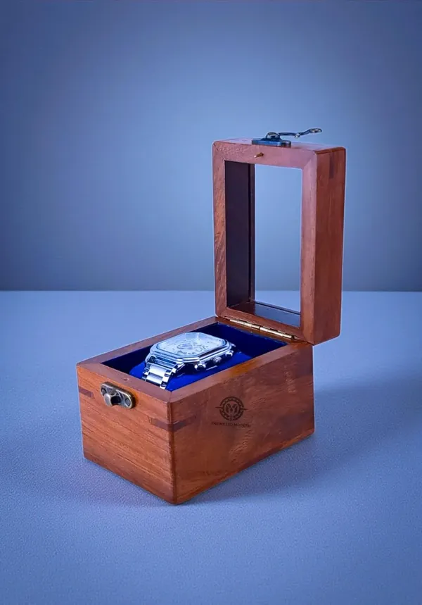 Wooden_Watch_Box_With_Glass_Window