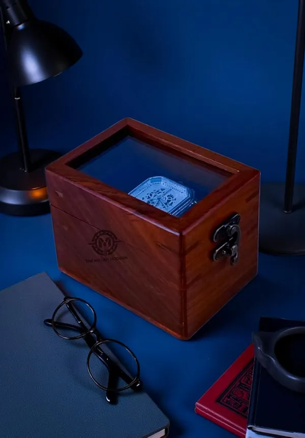 Wooden_Watch_Box_With_Glass_Window