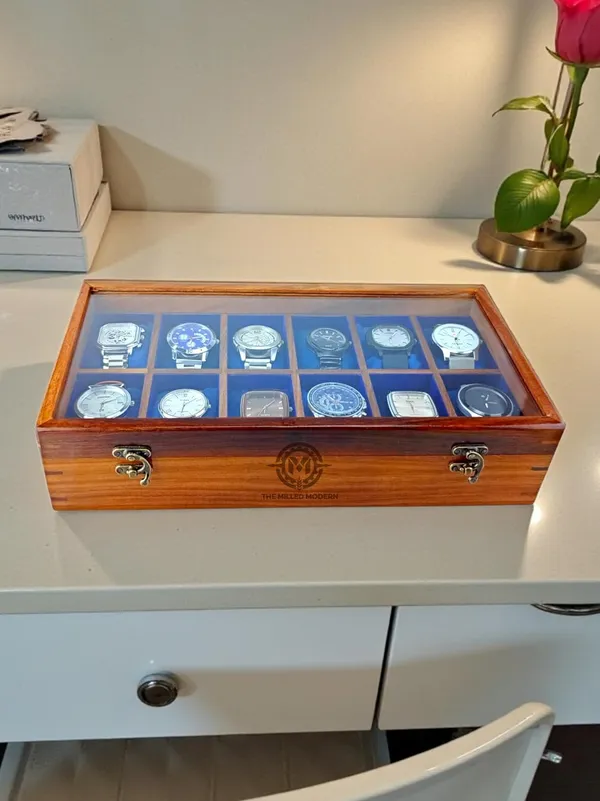 Wooden_Watch_Box_With_Glass_Display