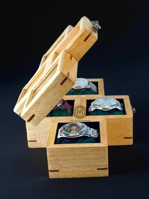 Wooden_Watch_Box_With_Glass_Display_Window