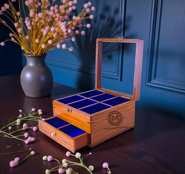 Wooden_Watch_Display_Box_With_Glass_Top