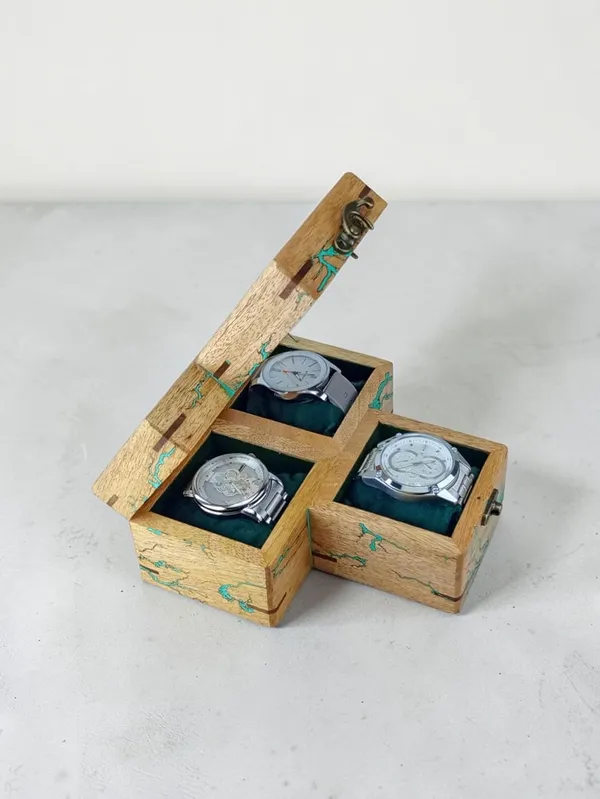 Wooden_Watch_Storage_Box