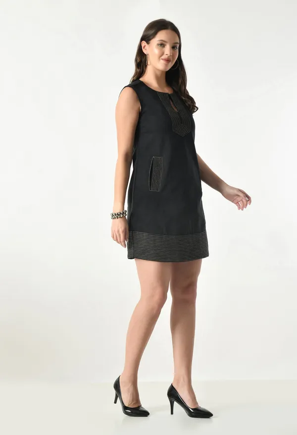 Denim_Blue_And_Black_Sleeveless_Denim_Mini_Shift_Dress_For_Women