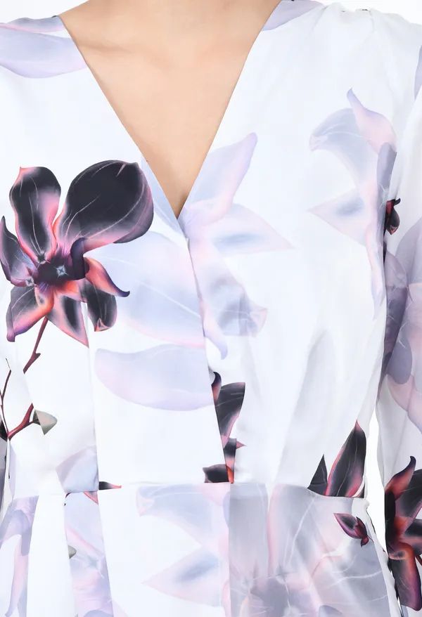 White_Elegant_Floral_Print_Maxi_Dress_For_Women