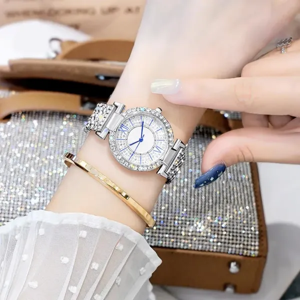 Silver_Alloy_Steel_Premium_Analog_Watch_For_Women