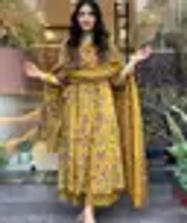 Kurta_Set_With_Dupatta_And_Women_Printed_And_Lace_Kurta_With_Trousers_With_Dupatta_Combo_Pack_Of_2