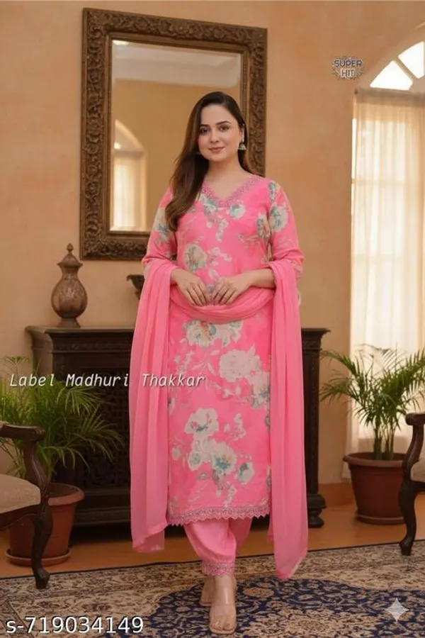 Women_Printed_And_Lace_Kurta_With_Trousers_With_Dupatta