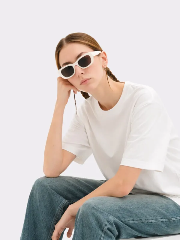 White_Cotton_With_Round_Neck_Casual_Wear_Oversized_T_Shirt_For_Women