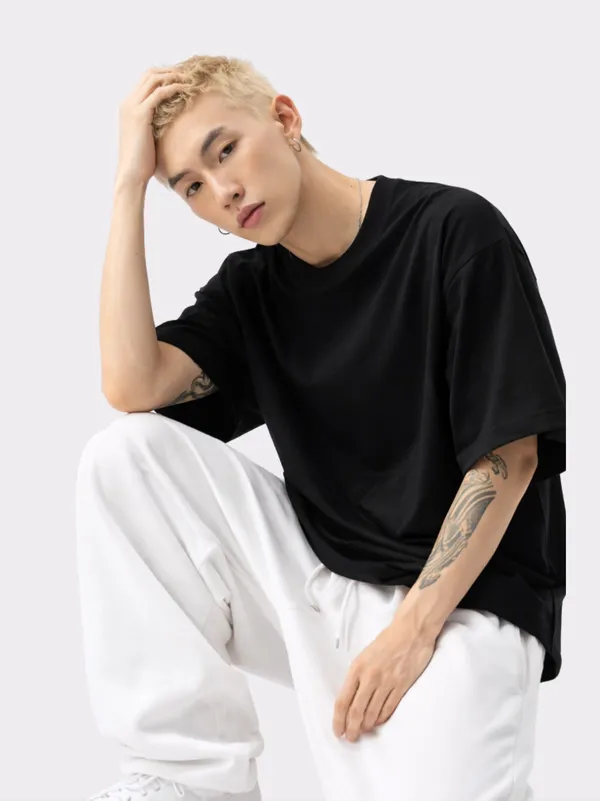 Black_Cotton_Streetwear_Style_Oversized_T_Shirt_For_Men