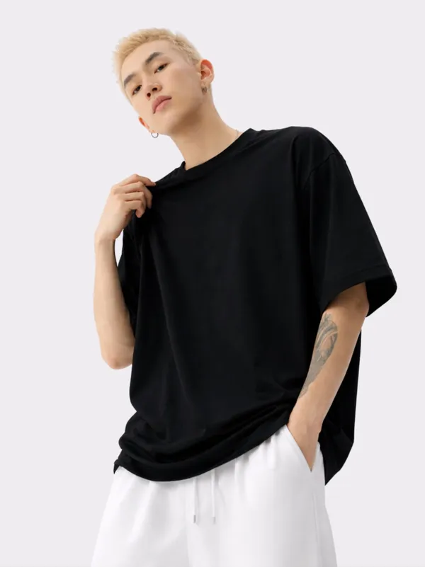 Black_Cotton_Streetwear_Style_Oversized_T_Shirt_For_Men