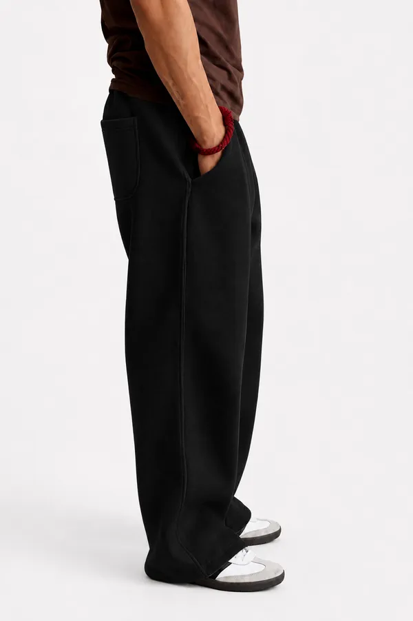 Unisex_Relaxed_Fit_Black_Trousers