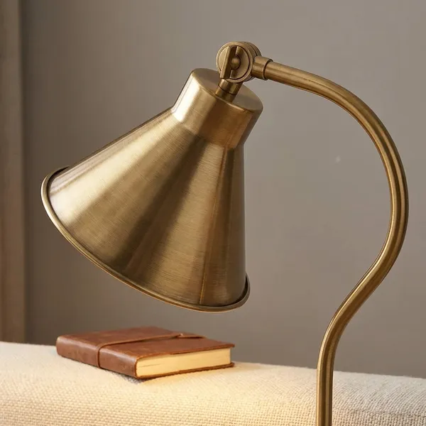 Gold_Antique_Ms_Metal_Premium_Table_Lamp_For_Home_And_Office