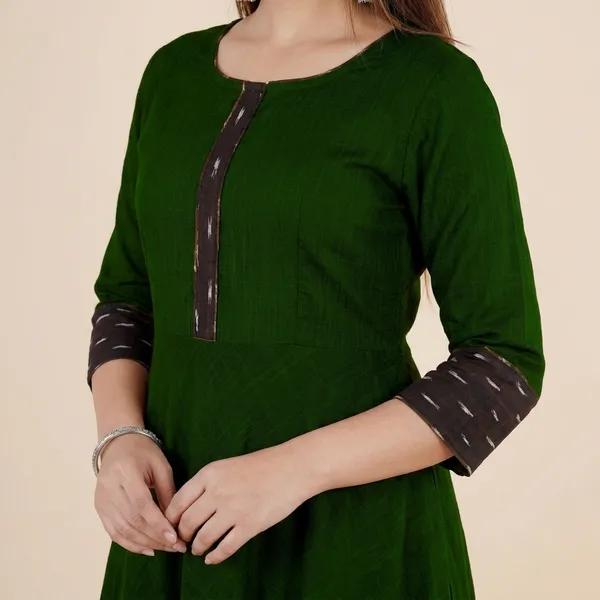 Hf_Holyday_Fashion_Cotton_Silk_Plain_Umbrella_Anarkali_Kurta_For_Women_With_Printed_Border