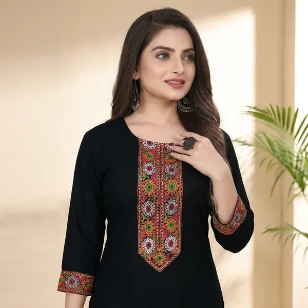 Hf_Holyday_Fashion_Cotton_Silk_Plain_Straight_Embroidered_Patch_Work_Kurta_For_Women