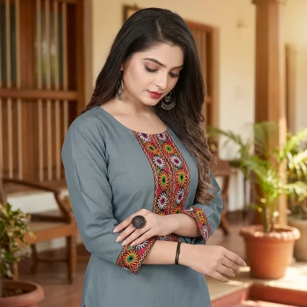 Hf_Holyday_Fashion_Cotton_Silk_Plain_Straight_Embroidered_Patch_Work_Kurta_For_Women