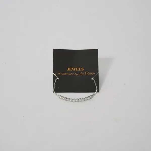 Adjustable_Crystal_Bracelet_with_Elegant_Bezel_Setting