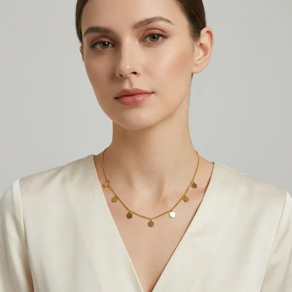 Elegant_Gold-Toned_Floral_Charm_Layered_Necklace