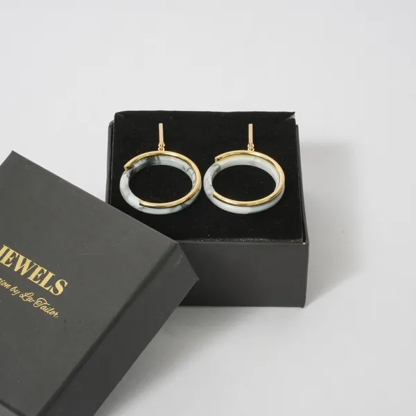 Gold-Toned_Dual-Tone_Circle_Drop_Earrings_for_Women