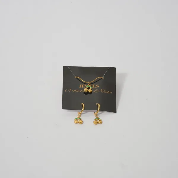 Golden_Cherry_Pendant_Necklace_and_Earrings_Set