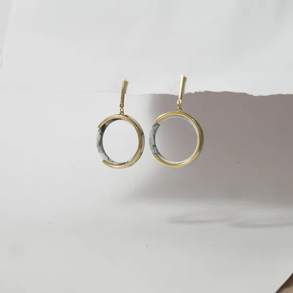 Gold-Toned_Dual-Tone_Circle_Drop_Earrings_for_Women