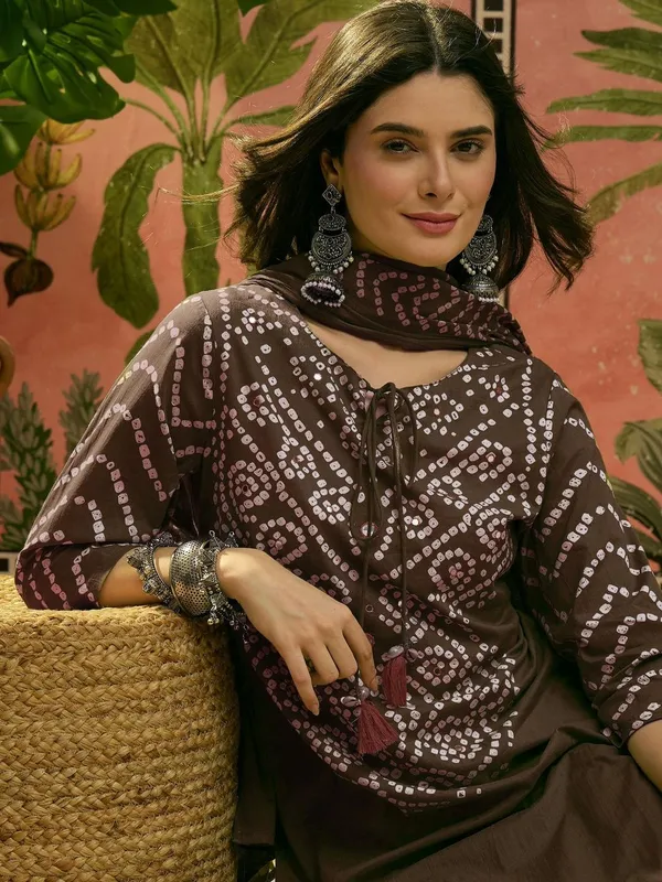 Brown_Bandhani_Print_Kurta_Set_With_Dupatta_For_Women_And_Girls