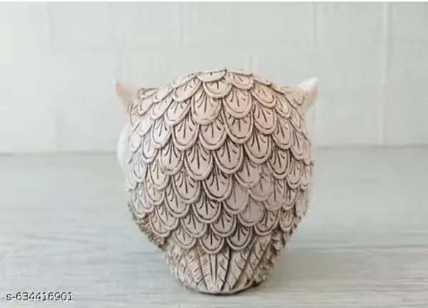 Vintage_Bohemian_Owl_Figurine_With_Metallic_Finish_Intricate_Resin_Showpiece_For_Office_Desk_And_Home_Decor