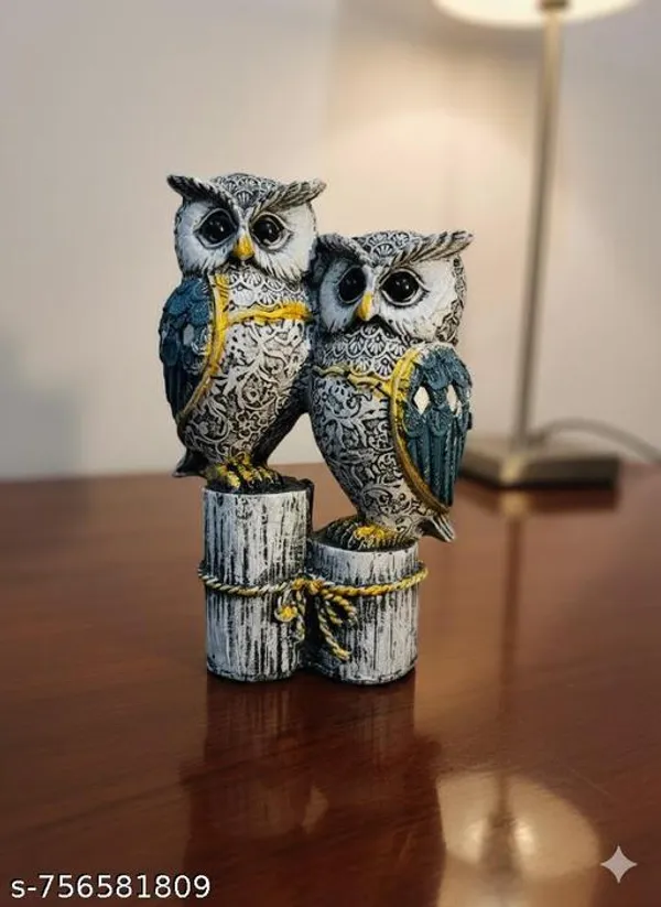 Decorative_Owl_Figurine_Set_For_Home_Decor_Handcrafted_Resin_Sculpture_For_Living_Room_Or_Office