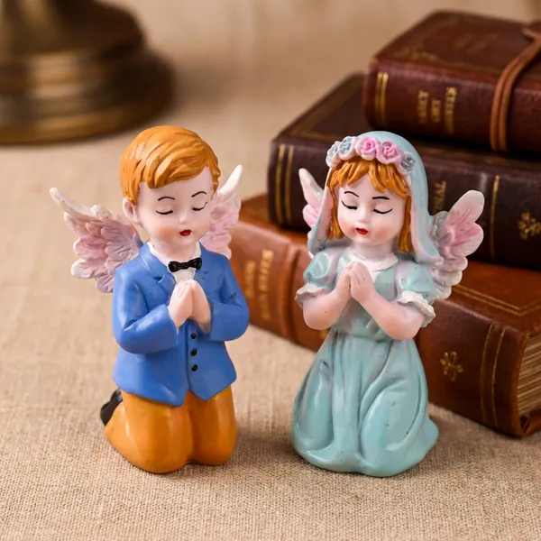 Cute_Praying_Angel_Boy_Girl_Showpiece_Set_Resin_Figurines_For_Baby_Shower_Kids_Room_Decor
