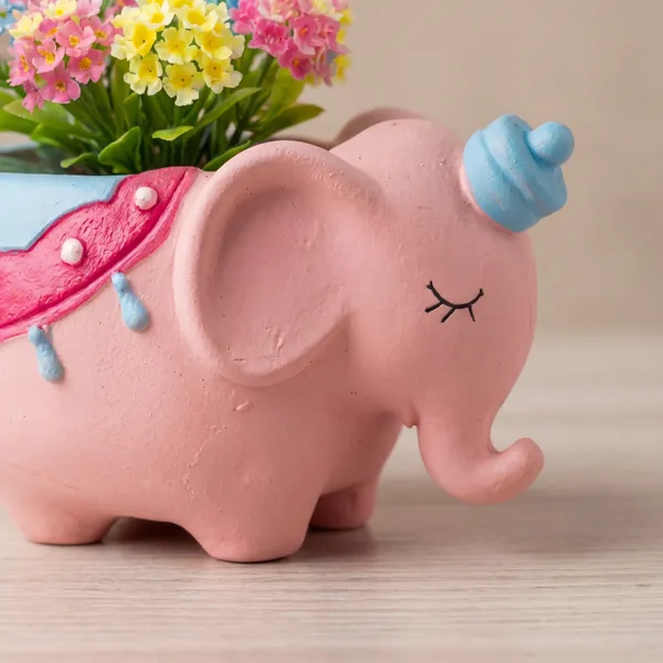 Cute_Pink_Elephant_Shape_Polyresin_Planter_Pot_For_Home_Decor_Animal_Theme_Succulent_Holder_For_Table_Kids_Room_Gift_Use