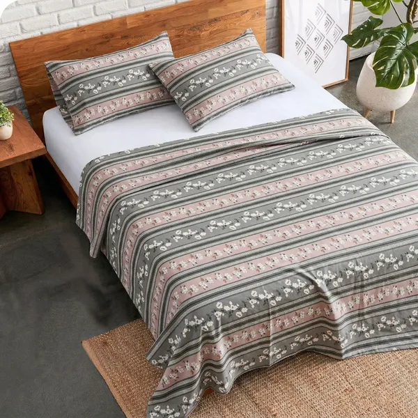 Homiee_Cotton_Double_Flat_280_Tc_Floral_1_Summer_Bedsheet_With_2_Pillow_Covers_(Pinkish_Grey)