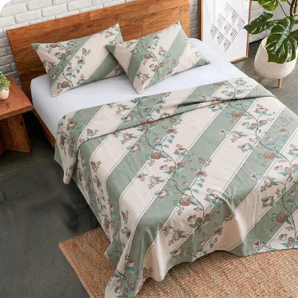 Homiee_Cotton_Double_Flat_280_Tc_Floral_1_Summer_Bedsheet_With_2_Pillow_Covers_(Cascade)