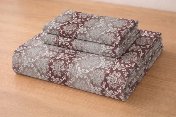 HOMIEE_Cotton_Single_Flat_244_TC_Floral_1_Summer_Bedsheet_with_2_Pillow_Covers_(Concord)