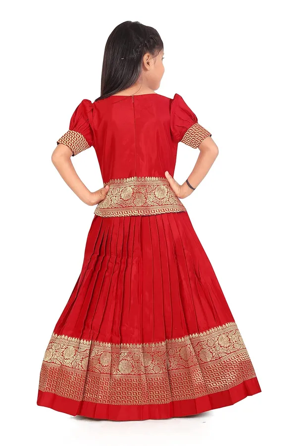 Feliz_The_Designer_Studio_Kids_Round_Neck_Half_Sleeve_Floral_South_Indian_Pattu_Pavadai_Readymade_Silk_Lehenga_Choli_For_Girls_Age1_10_Years