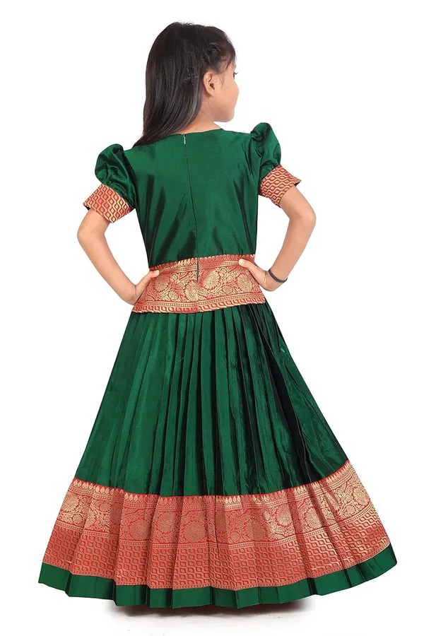 Baby_Girl_S_Pattu_Pavadi_Tapeta_Silk_Readymade_Lehenga_Choli
