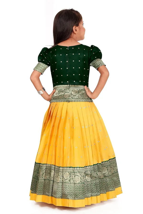 Kids_Traditional_Lehenga_Choli_For_Girls