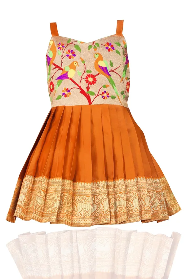 Feliz_The_Designer_Studio_Sleeveless_Regular_V_Neck_A_Line_Frocks_For_Baby_Girls
