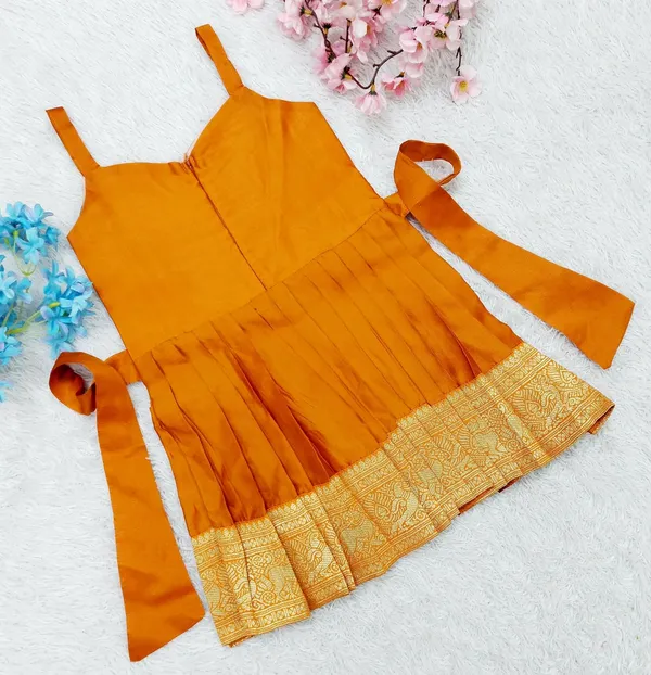 Feliz_The_Designer_Studio_Sleeveless_Regular_V_Neck_A_Line_Frocks_For_Baby_Girls