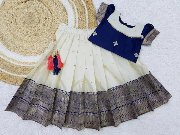 Feliz_The_Designer_Studio_Girl_S_Readymade_South_Indian_Pattu_Pavadai_Lehenga_Choli_For_Kid_S