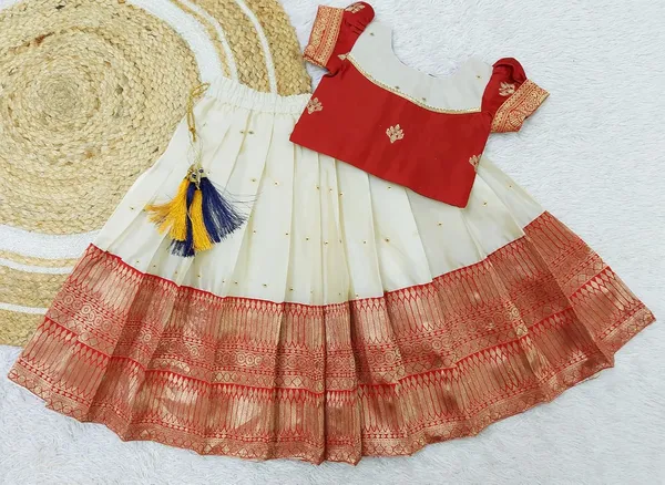 Feliz_The_Designer_Studio_Girl_S_Readymade_South_Indian_Pattu_Pavadai_Lehenga_Choli_For_Kid_S