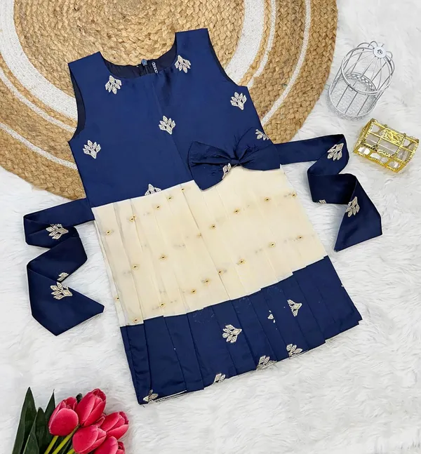 Feliz_The_Designer_Studio_South_Indian_Traditional_Pattu_Pavadai_Tapeta_Silk_Frock_Dress_For_Baby_Girls
